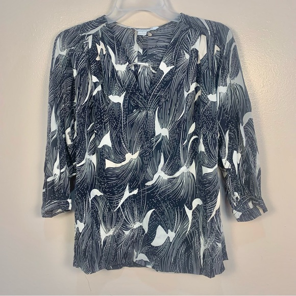 Diane Von Furstenberg Cahil 100% Silk Printed V Neck Blouse - Picture 1 of 13